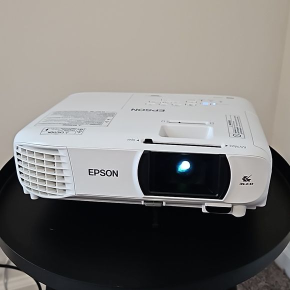 projectors rent